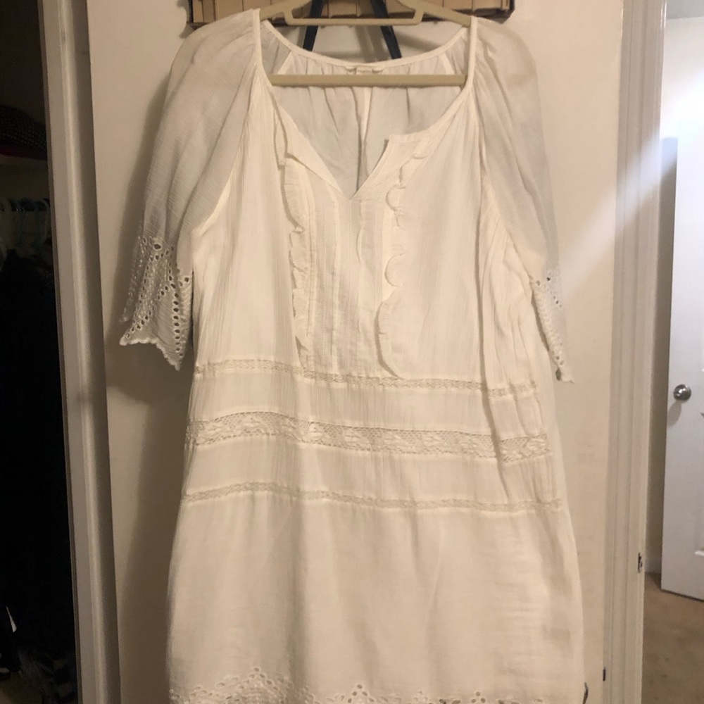 Beautiful white cotton & lace dress